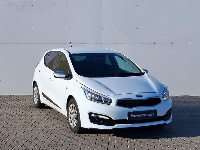 Kia Ceed 1.4 CVVT 73kW Comfort - fotka 6 z 19