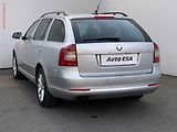 Škoda Octavia (2010) 2.0TDI, Elegance, DSG, xenon - náhled 6