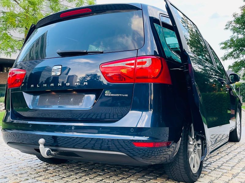 Seat Alhambra 2.0TDI MANUÁL SERVISKA TAŽNÉ - fotka 21 z 51