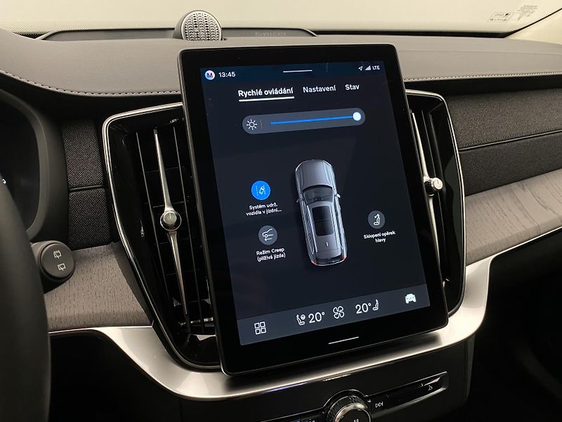 Volvo XC90 T8 AWD RECHARGE ULT REZERVACE - fotka 49 z 68