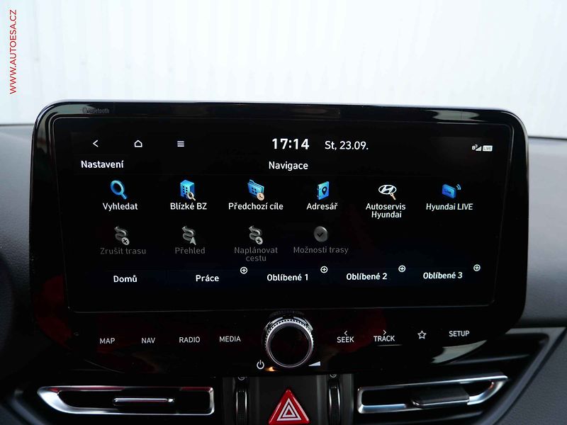 Hyundai i30 (2023) 1.5T-GDi, 1.maj,ČR, AT, LED - fotka 21 z 28