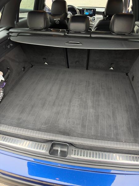 Mercedes-Benz GLC (2021) 300 de 4 matic - fotka 15 z 31