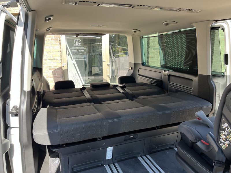 Volkswagen Multivan (2015) LONG, DSG, 110KW, NEZ. TOP. - fotka 11 z 26