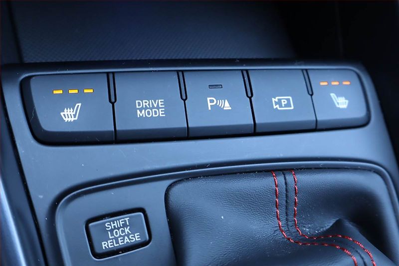 Hyundai i20 (2022) N Line + 1.0 T-GDI, Automat - fotka 23 z 26