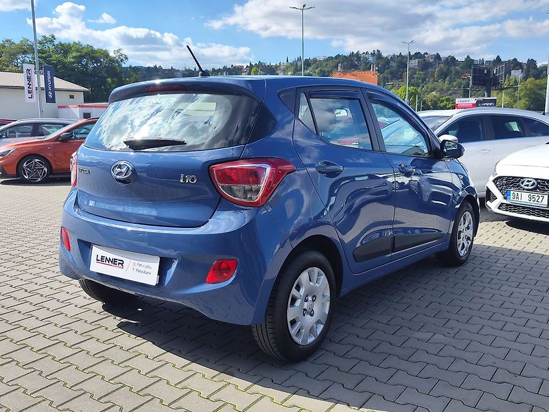 Hyundai i10 1.0i/49kW Family Plus - fotka 5 z 26