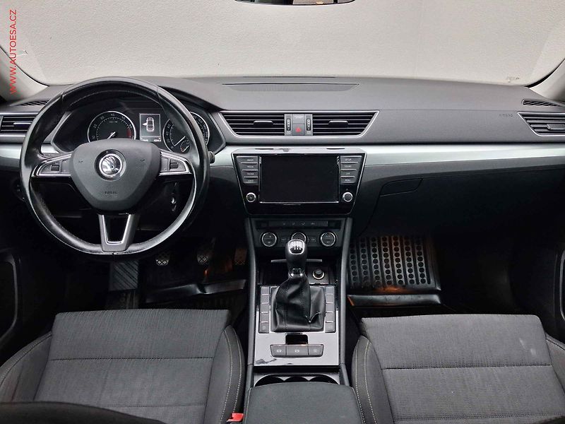 Škoda Superb (2016) 1.4TSI, 1.maj,ČR, Ambition - fotka 8 z 17