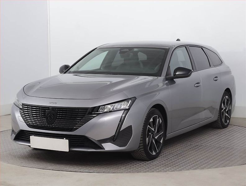 Peugeot 308 (2023) Allure 1.2 PureTech, Automat - fotka 2 z 20