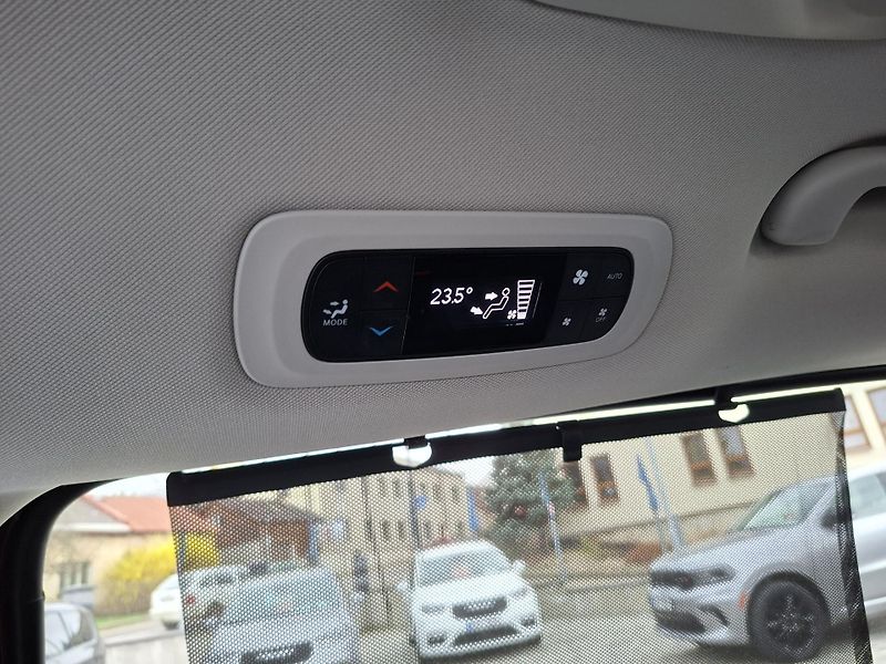 Chrysler Pacifica (2021) 3,6L adapt,anroid, REZERVACE - fotka 32 z 50