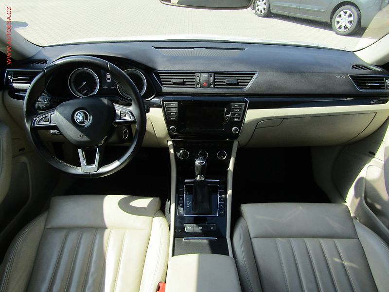 Škoda Superb (2016) 2.0 TDi 4x4, ČR, L&K, DSG - fotka 8 z 23