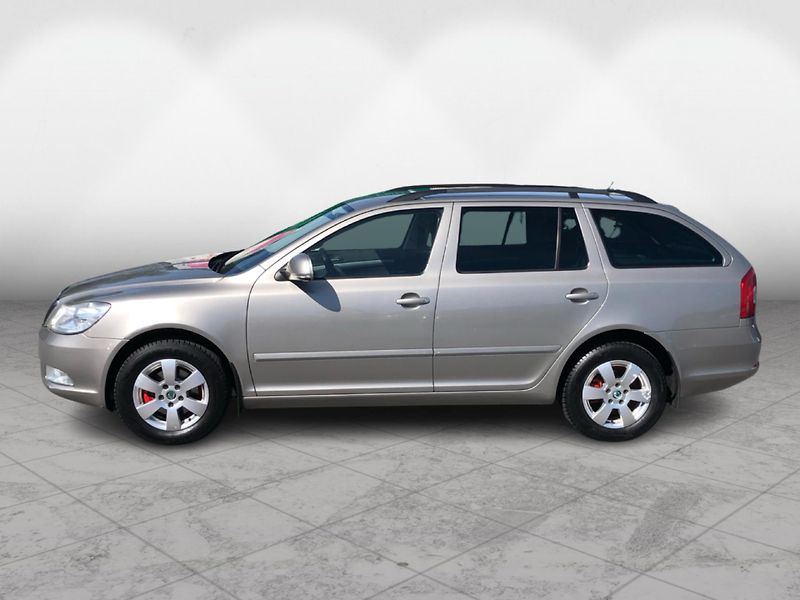 Škoda Octavia Combi 1.4 TSI - fotka 3 z 30