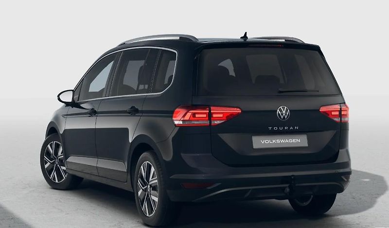 Volkswagen Touran People 1,5 TSI EVO 7DSG 110kW - fotka 3 z 8