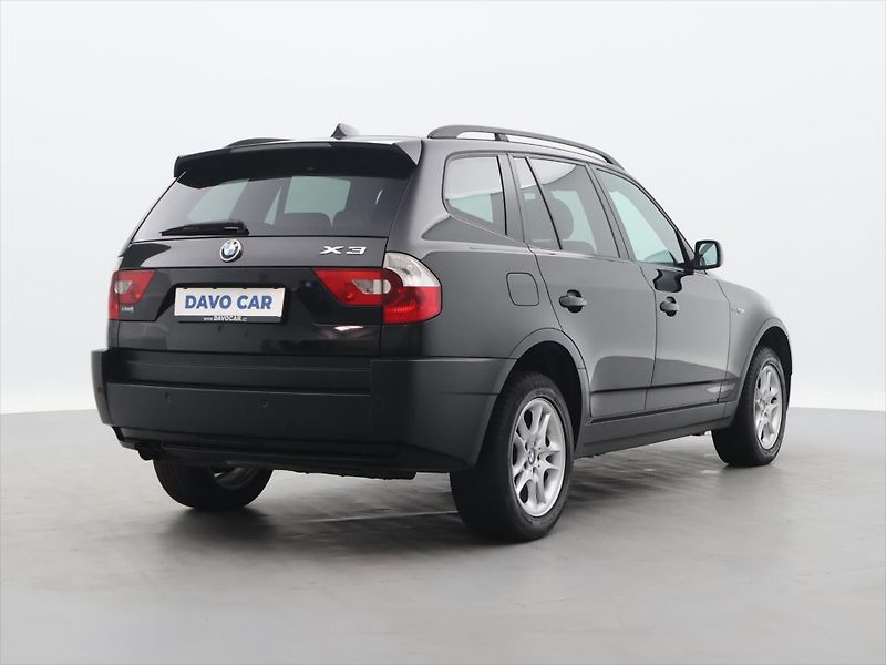 BMW X3 2,5 R6 141KW CZ Aut. 4x4 - fotka 7 z 25