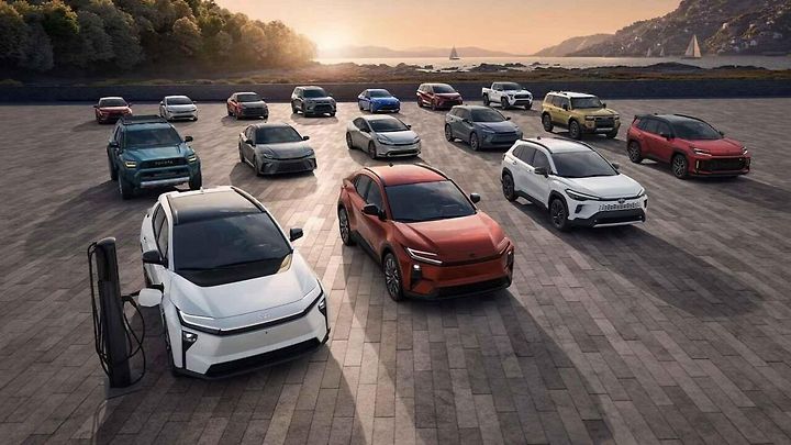 Slevy se týkají i mnoha modelů značky Toyota