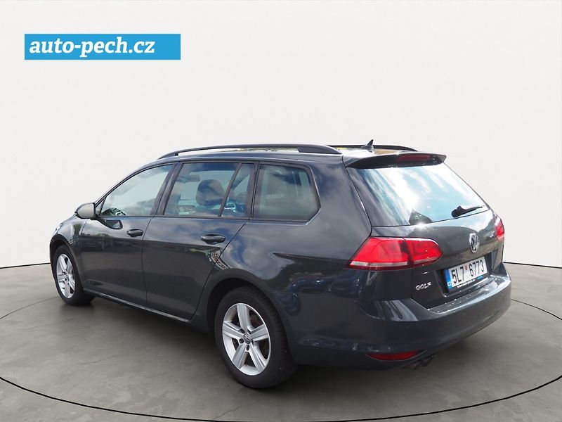 Volkswagen Golf Variant (2014) 2.0 TDI, 110 kW, Navi - fotka 2 z 43