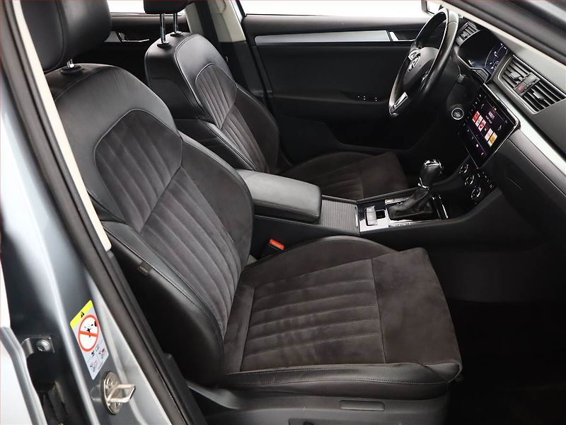 Škoda Superb (2017) Style 2.0 TDI 4x4, 4X4 - fotka 7 z 20