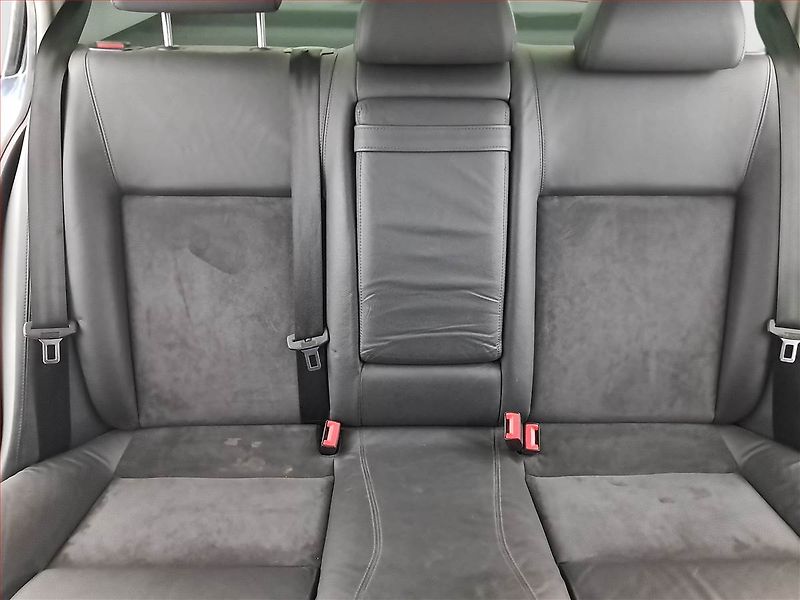 Škoda Superb (2006) Elegance 1.8T, Xenony - fotka 10 z 17
