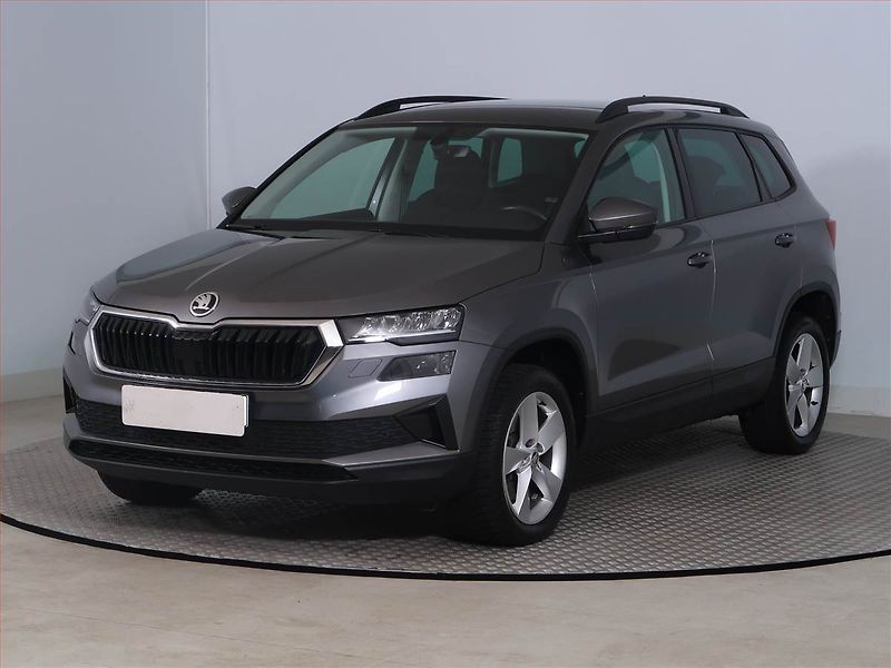Škoda Karoq (2024) Ambition Plus 2.0 TDI - fotka 2 z 27