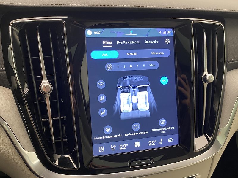 Volvo V60 T6 RECHARGE BRIGHT REZERVACE - fotka 47 z 57