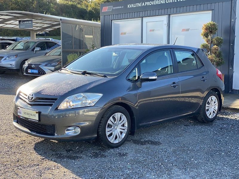 Toyota Auris 1.6i, ČR, Luna, 2x kola - fotka 4 z 15