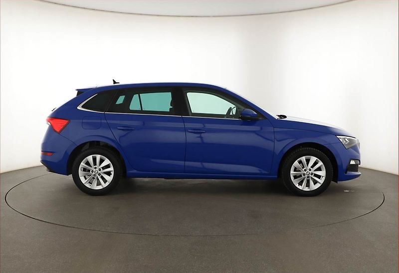 Škoda Scala (2023) Style 1.0 TSI, Automat, ČR - fotka 6 z 15