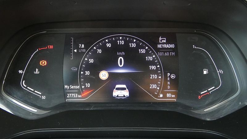 Renault Captur 1,3  TCe 140 Techno EDC - fotka 13 z 22