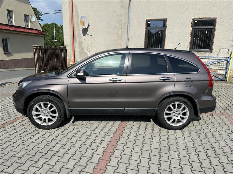 Honda CR-V 2,0 4x4 TAŽNÉ - fotka 8 z 25