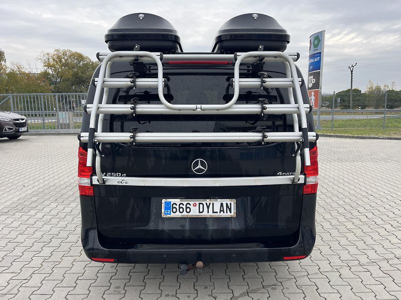 Mercedes-Benz Třídy V (2018) V 250 D -EXTRA LONG 4MATIC - fotka 4 z 13