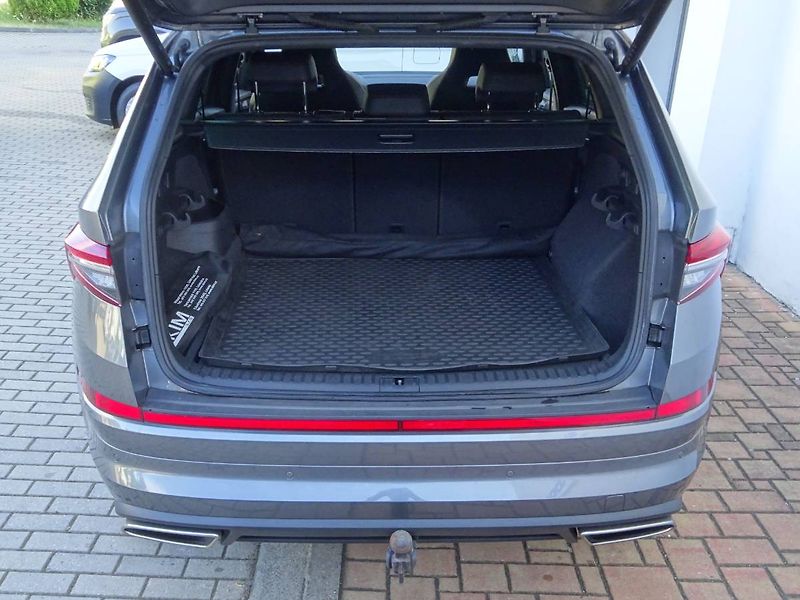 Škoda Kodiaq (2022) 2,0 TSi/180kW  RS  DSG 4x4 - fotka 29 z 30