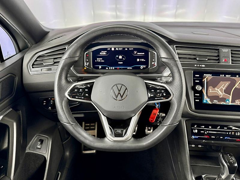 Volkswagen Tiguan Allspace 2.0TDI DSG 4MOTION R-LINE BLAC - fotka 12 z 26