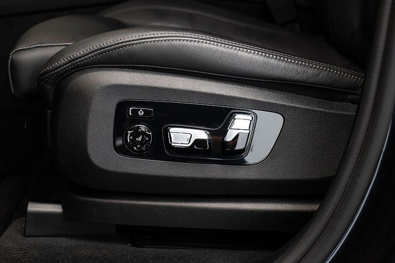 BMW X5 xDrive40d/Vzduch/Ventilovaná - fotka 8 z 23