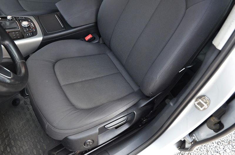 Audi A6 (2013) Avant 3.0 TDi 150kW AT / XENON - fotka 20 z 42