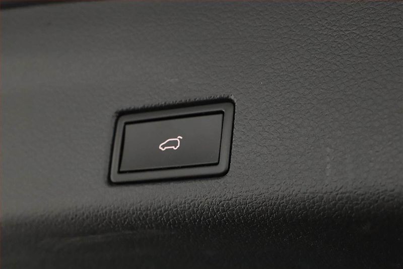 Volkswagen Sharan (2019) 2.0 TDI - fotka 22 z 23