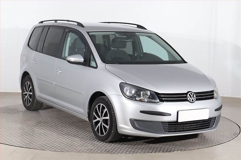 Volkswagen Touran (2013) 1.6 TDI, Automat, Serv.kniha - fotografie inzerátu