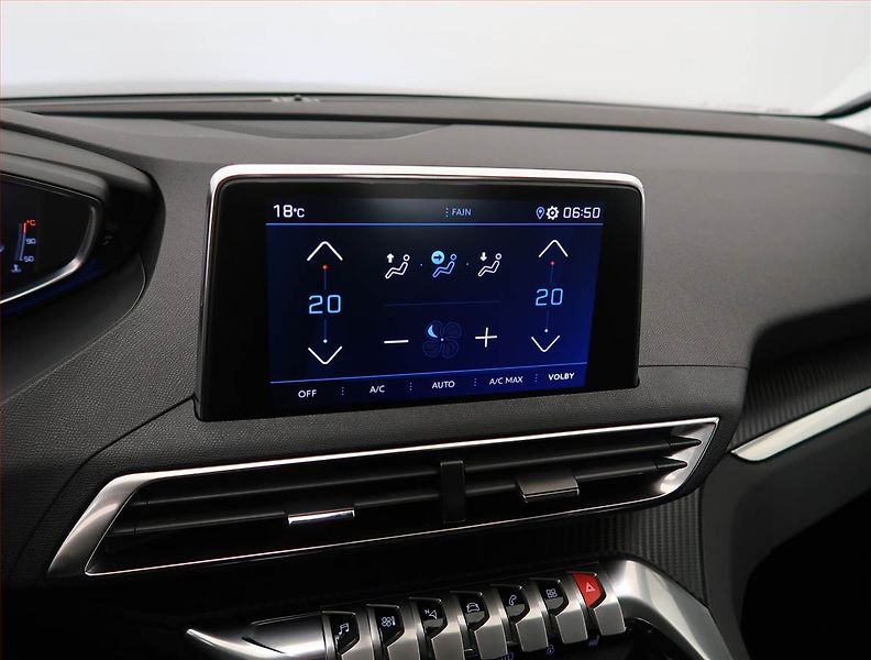 Peugeot 3008 (2022) Active 1.5 BlueHDi, digi klima - fotka 16 z 22