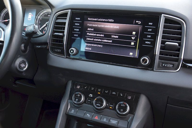 Škoda Karoq (2019) 1.5 TSI 110 KW Style DSG 7 Aut - fotka 26 z 26