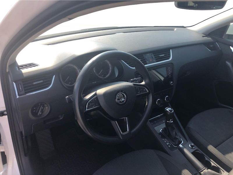 Škoda Octavia Combi 1.5 TSI G-Tec DSG - fotka 5 z 29