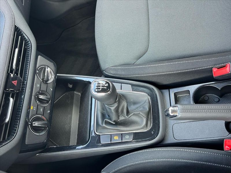 Škoda Fabia 1,0 MPi 59kW SELECTION  IV. - fotka 18 z 23