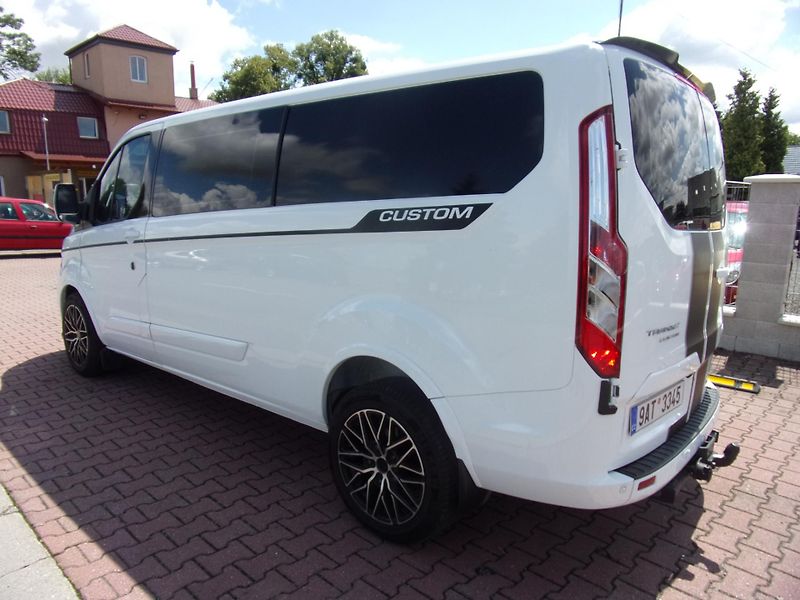 Ford Transit Custom 2.0 TDCi KLIMA ZÁRUKA 6 míst - fotka 5 z 35