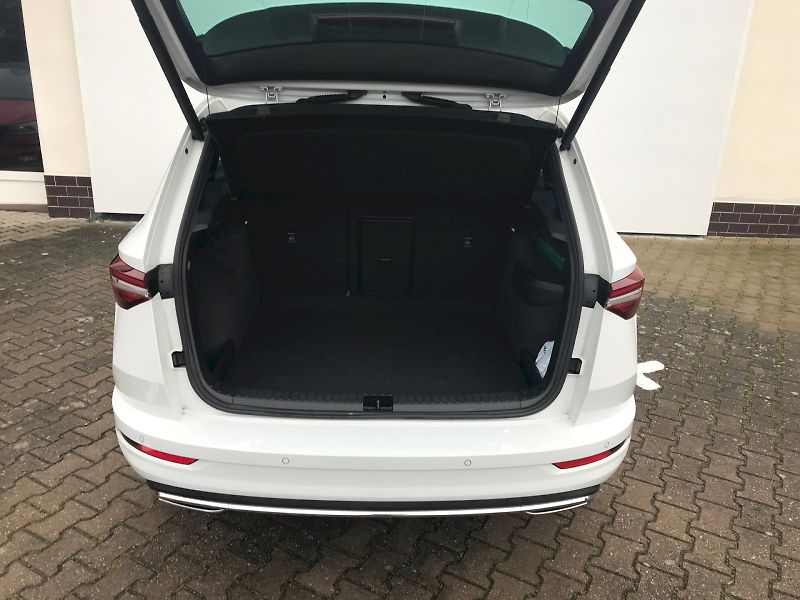 Škoda Karoq (2024) SPORTLINE  2,0 TDI 4x4  DSG - fotka 25 z 26