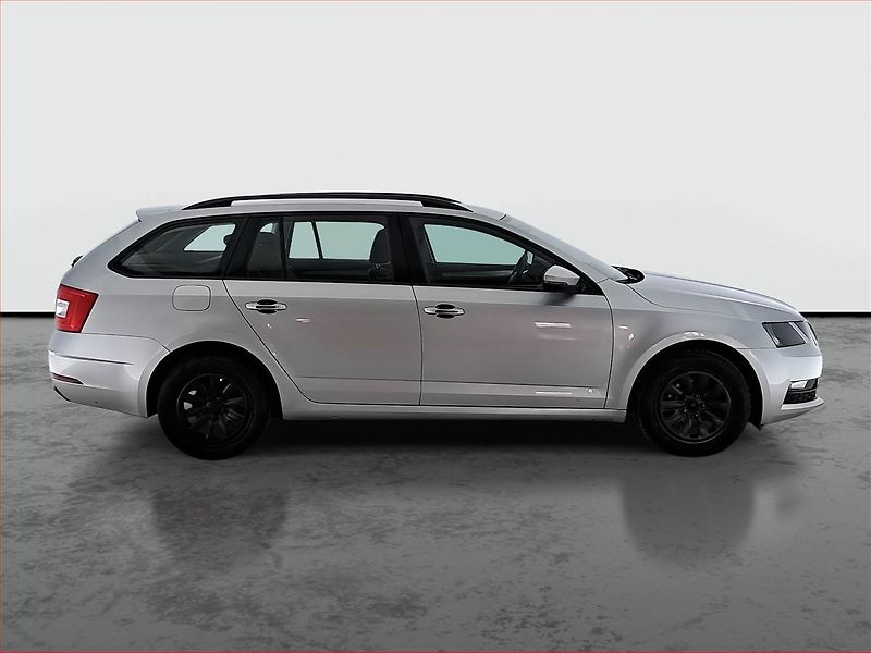 Škoda Octavia (2018) Ambition 1.6 TDI, Serv.kniha - fotka 6 z 17