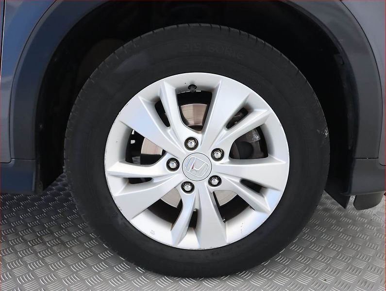 Honda HR-V (2019) Elegance 1.5 i-VTEC, Automat - fotka 15 z 19
