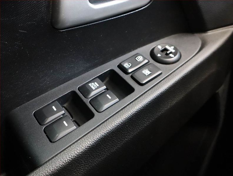 Kia Sportage (2015) 1.6 GDI, Navi, Tempomat - fotka 13 z 18