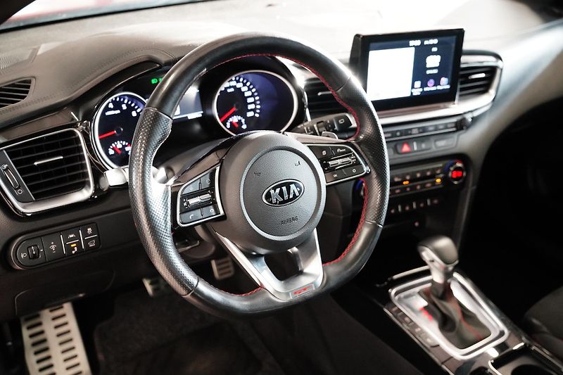 Kia ProCeed - fotka 14 z 29