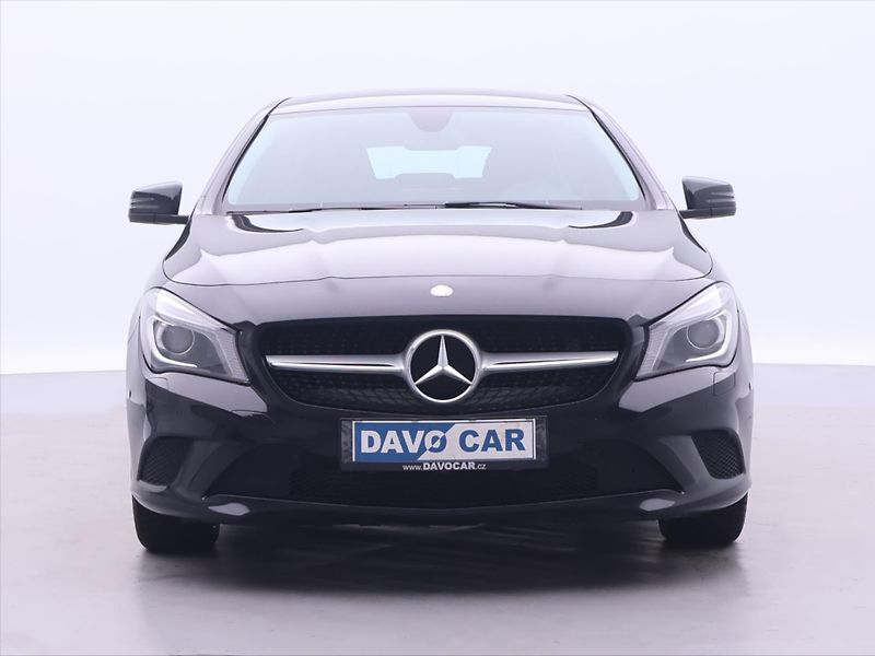 Mercedes-Benz CLA 2,0 250 155kW 4Matic Xenon - fotka 2 z 39