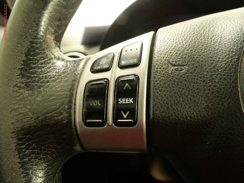 Suzuki Swift (2008) 1.3i, AC, STK9/28 - fotka 15 z 19