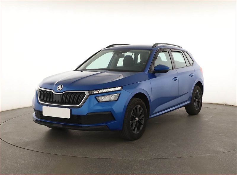 Škoda Kamiq (2022) 1.0 TSI, Serv.kniha - fotka 2 z 16