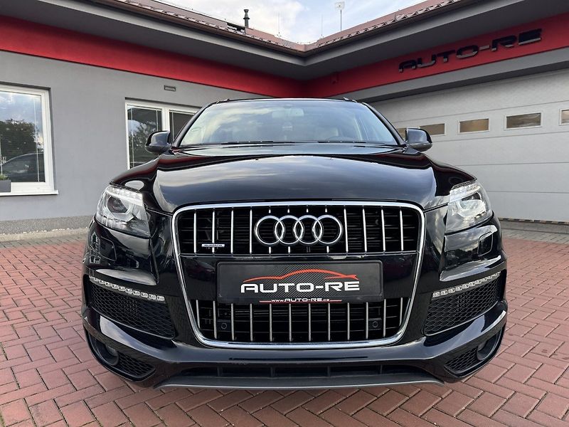 Audi Q7 (2012) 3.0TDi S-Line Vzduch Panorama - fotka 5 z 50