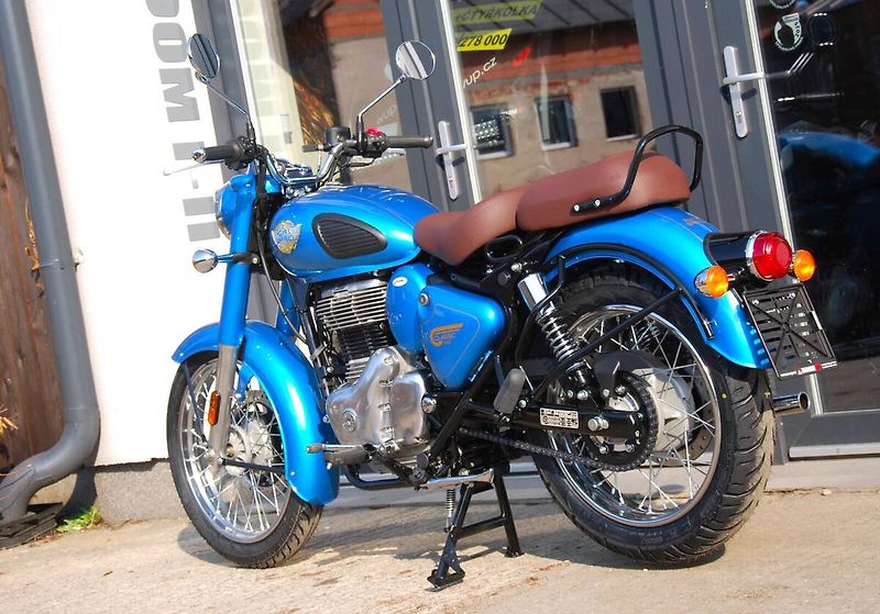 Royal Enfield Classic 350 (2026) PŘEDVÁDĚCÍ STROJ, DPH - fotka 6 z 25