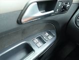 Volkswagen Touran (2007) 1.9 TDI, 7 míst, po STK, Tažné - náhled 17