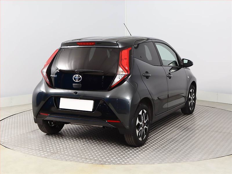 Toyota Aygo (2021) 1.0 VVT-i, ČR,1.maj - fotka 5 z 13